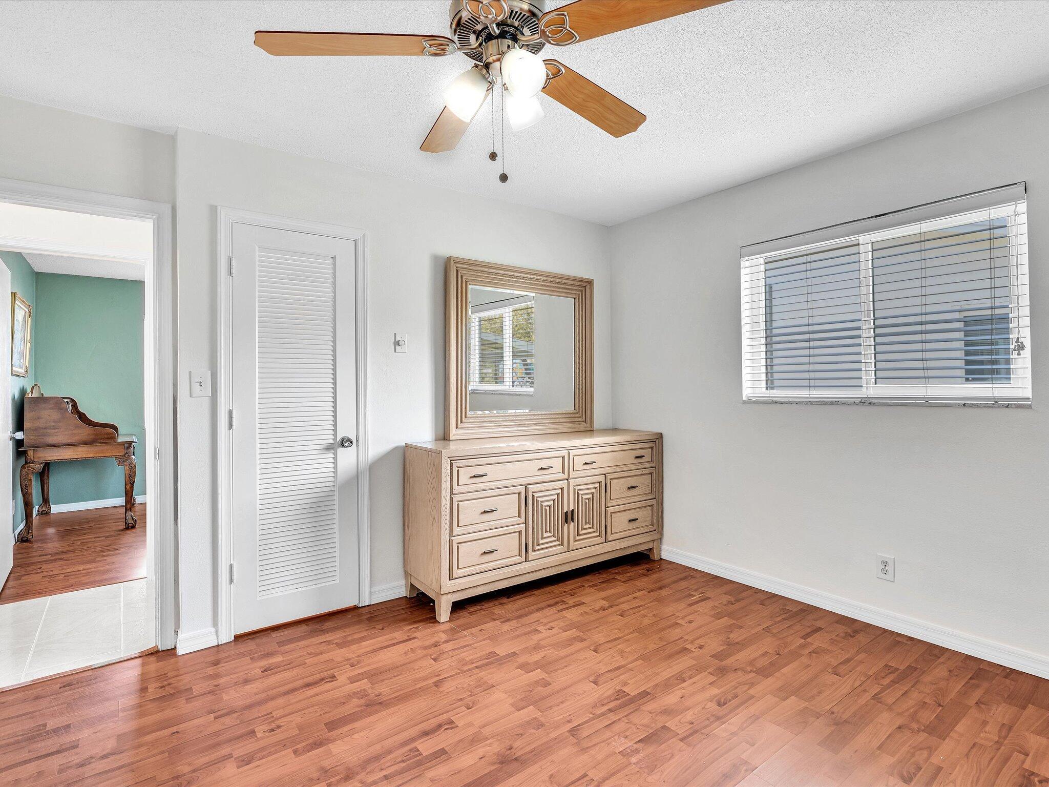 4504 NW 47th Terrace