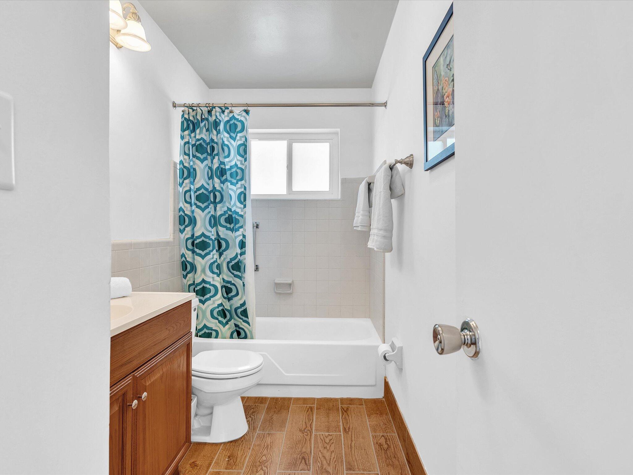 4504 NW 47th Terrace