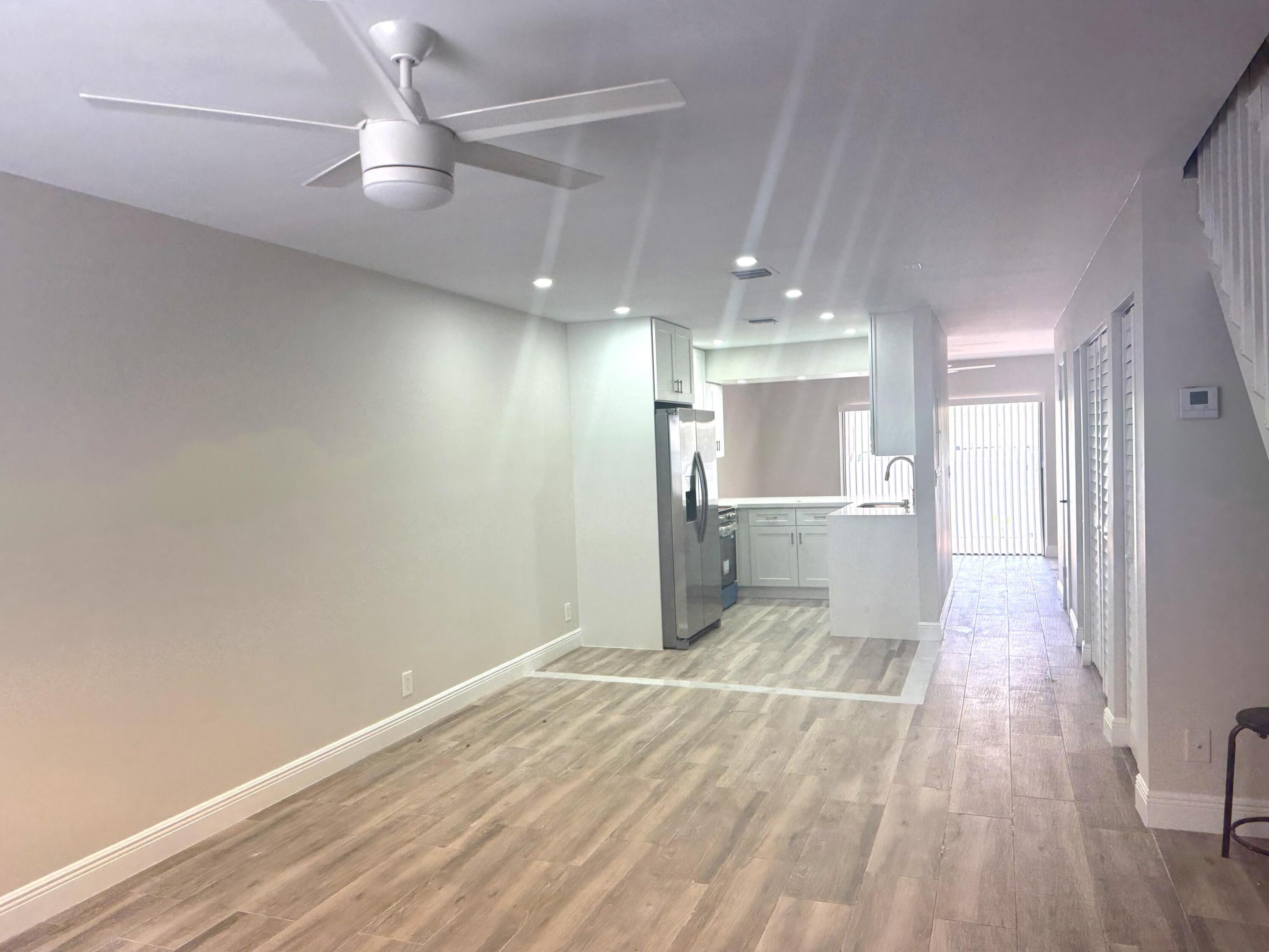 9793 Riverside Drive 59-4