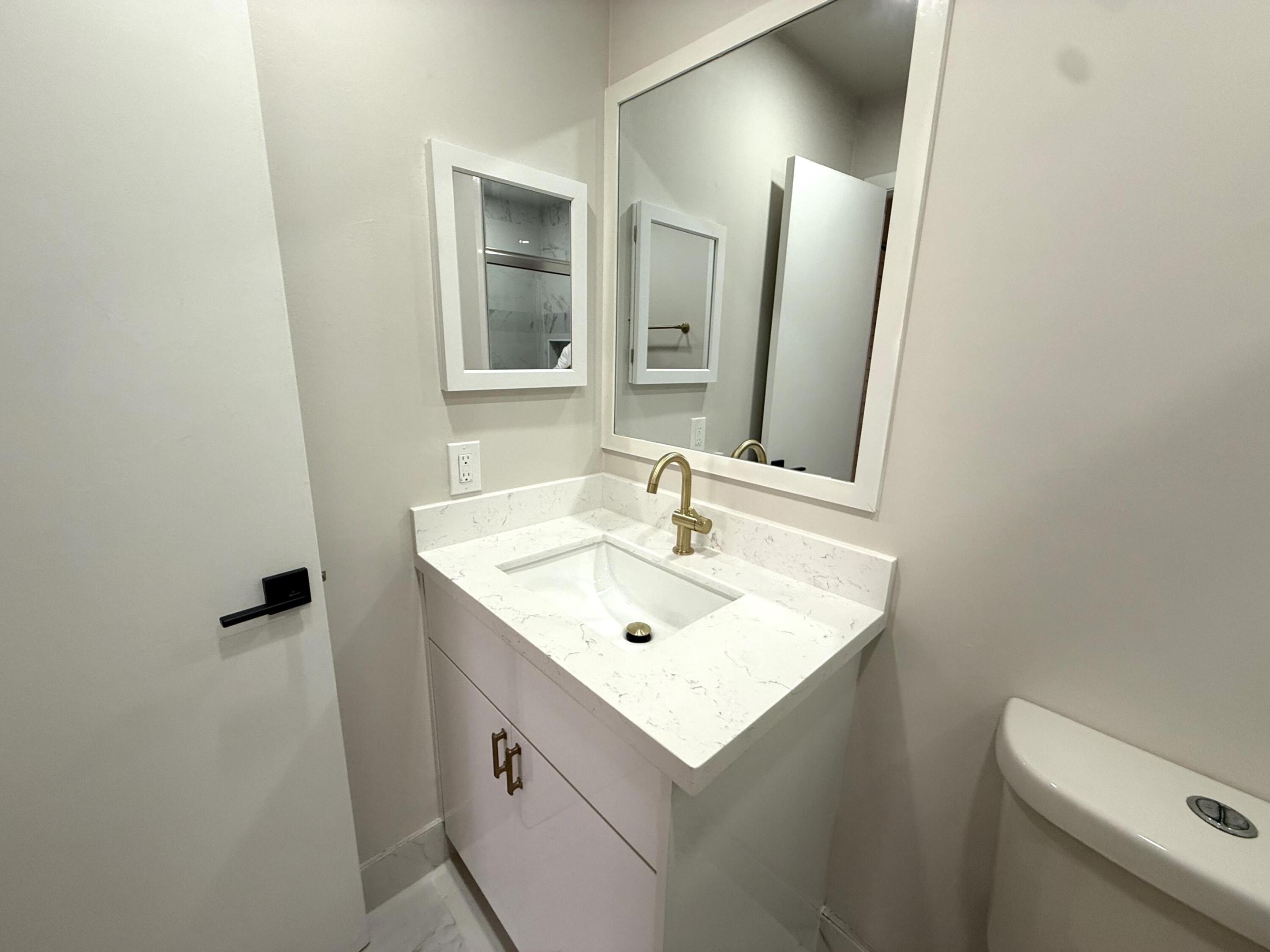 9793 Riverside Drive 59-4