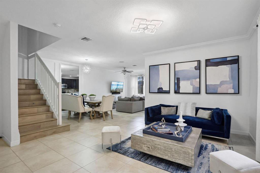 9628 Town Parc Circle S