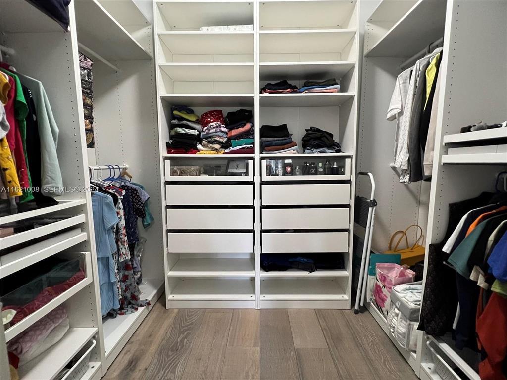 9628 Town Parc Circle S