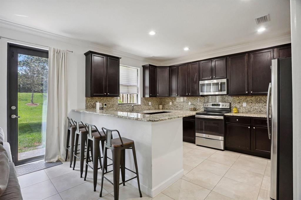 9628 Town Parc Circle S