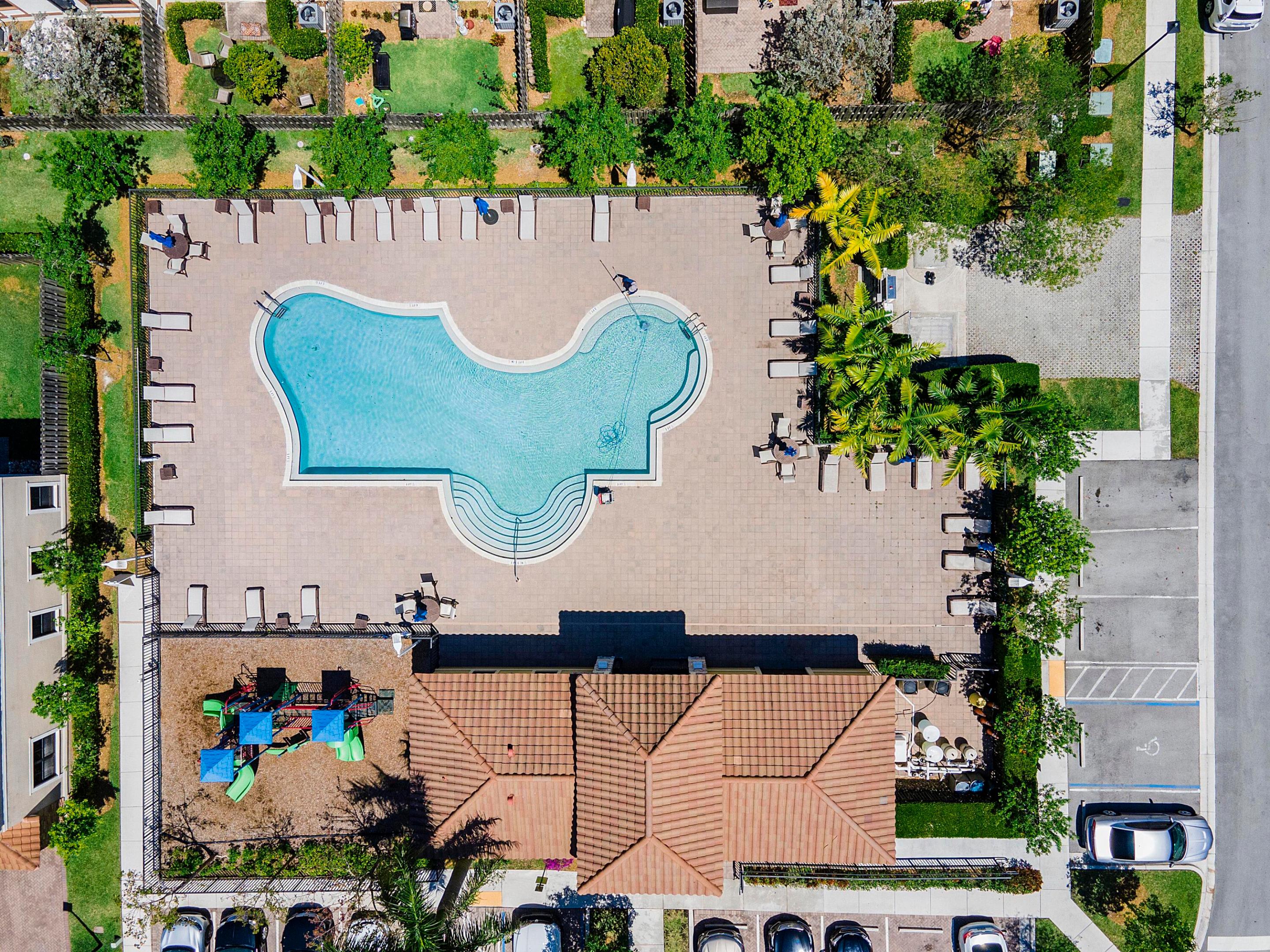 9628 Town Parc Circle S