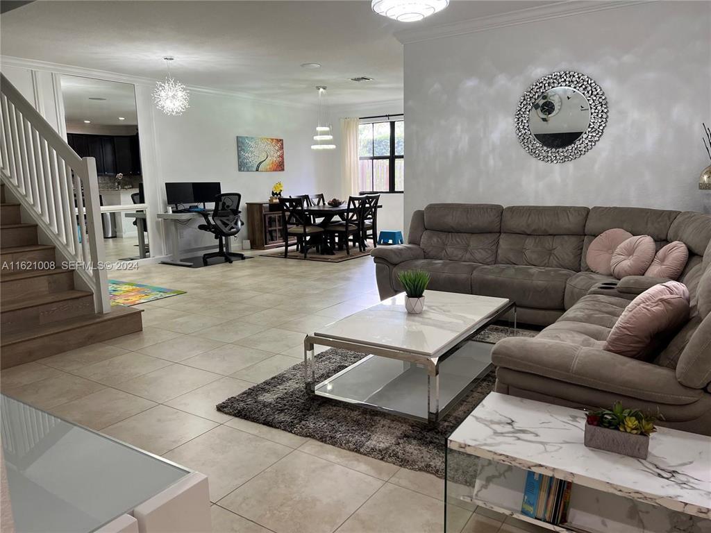 9628 Town Parc Circle S