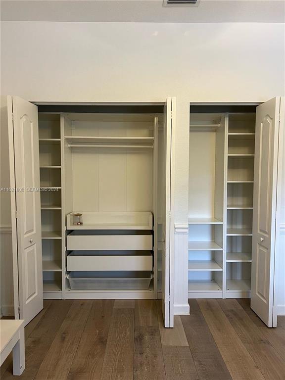 9628 Town Parc Circle S