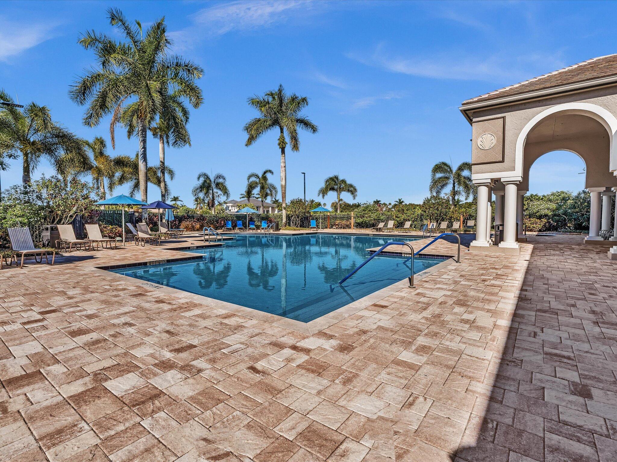 4194 Bluff Harbor Way