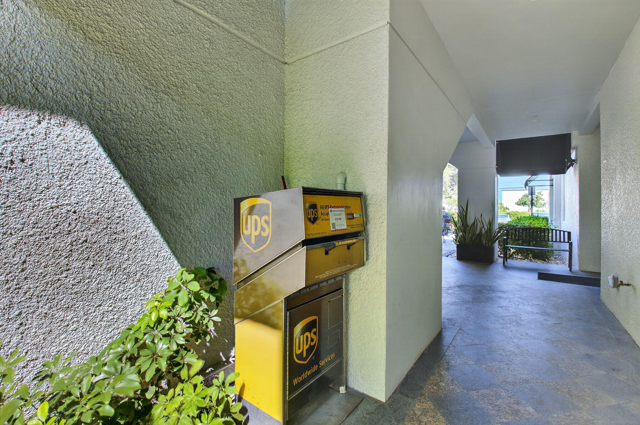 2799 NW 2nd Avenue Suite 101