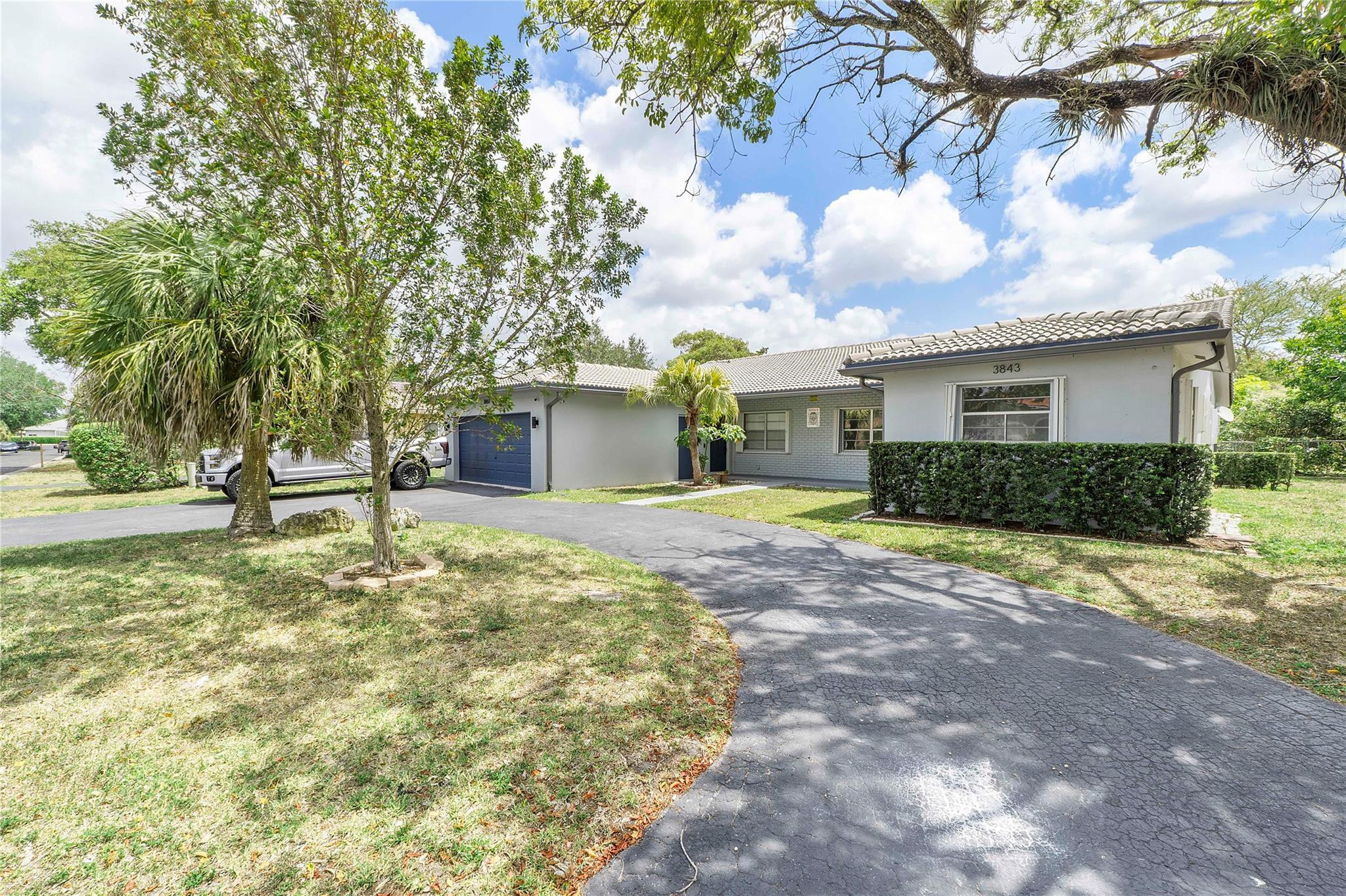 3843 NW 81st Terrace