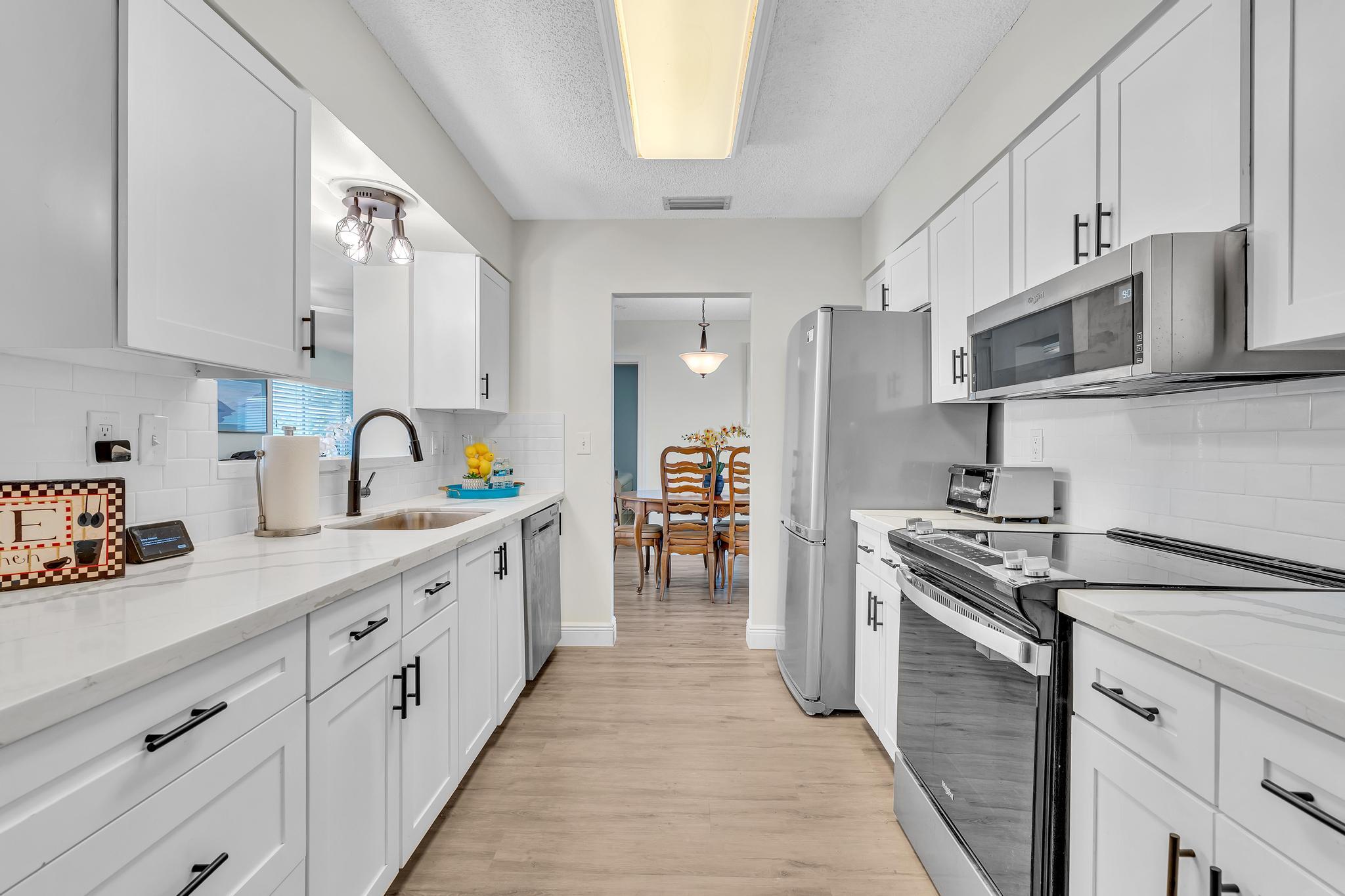 7500 NW 73rd Avenue