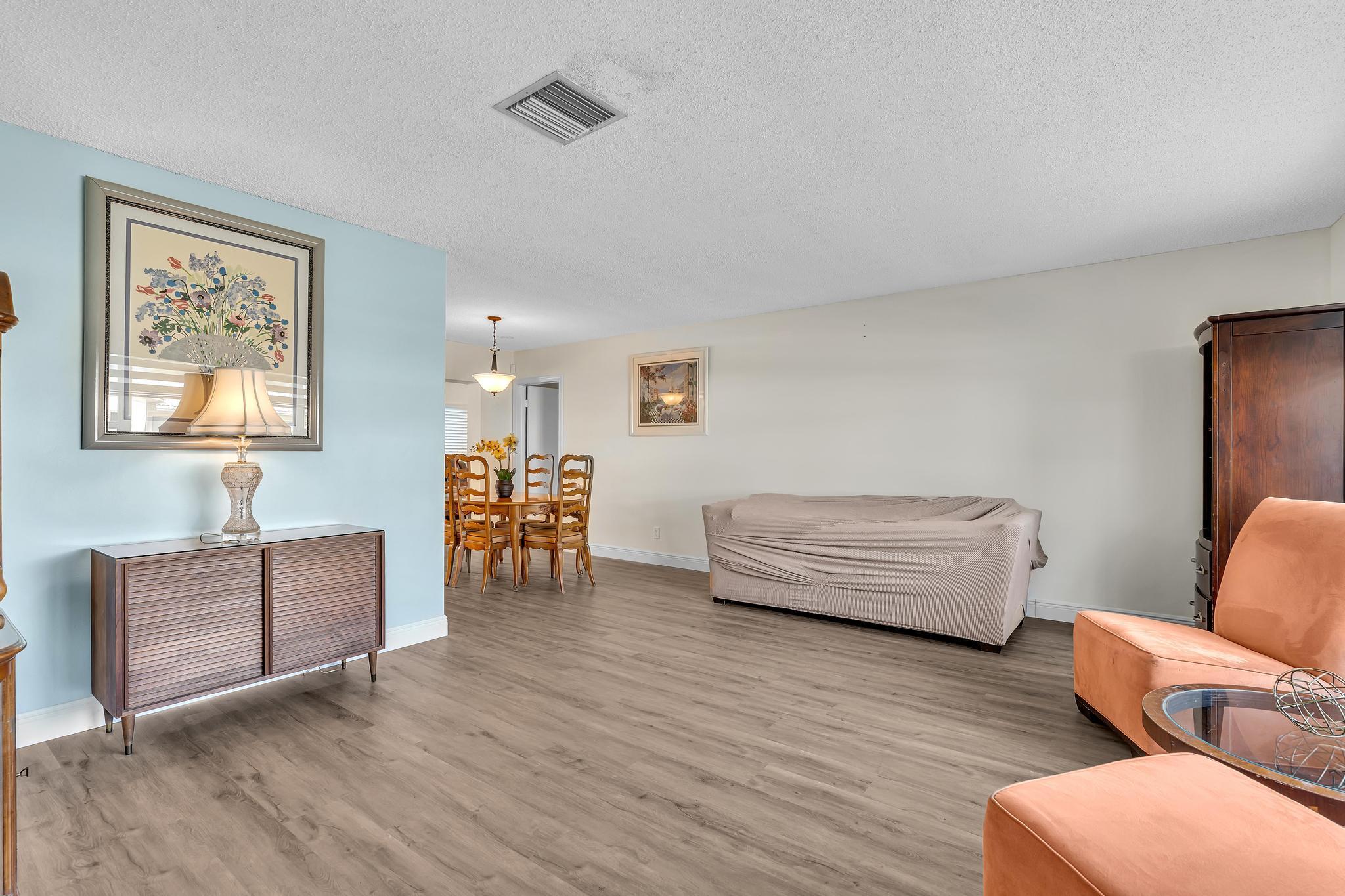 7500 NW 73rd Avenue