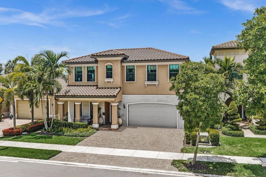 12143 S BAYPOINT Circle