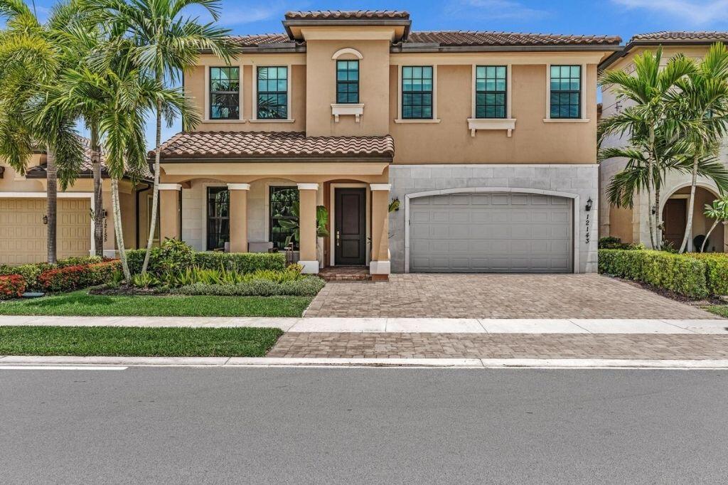 12143 S BAYPOINT Circle