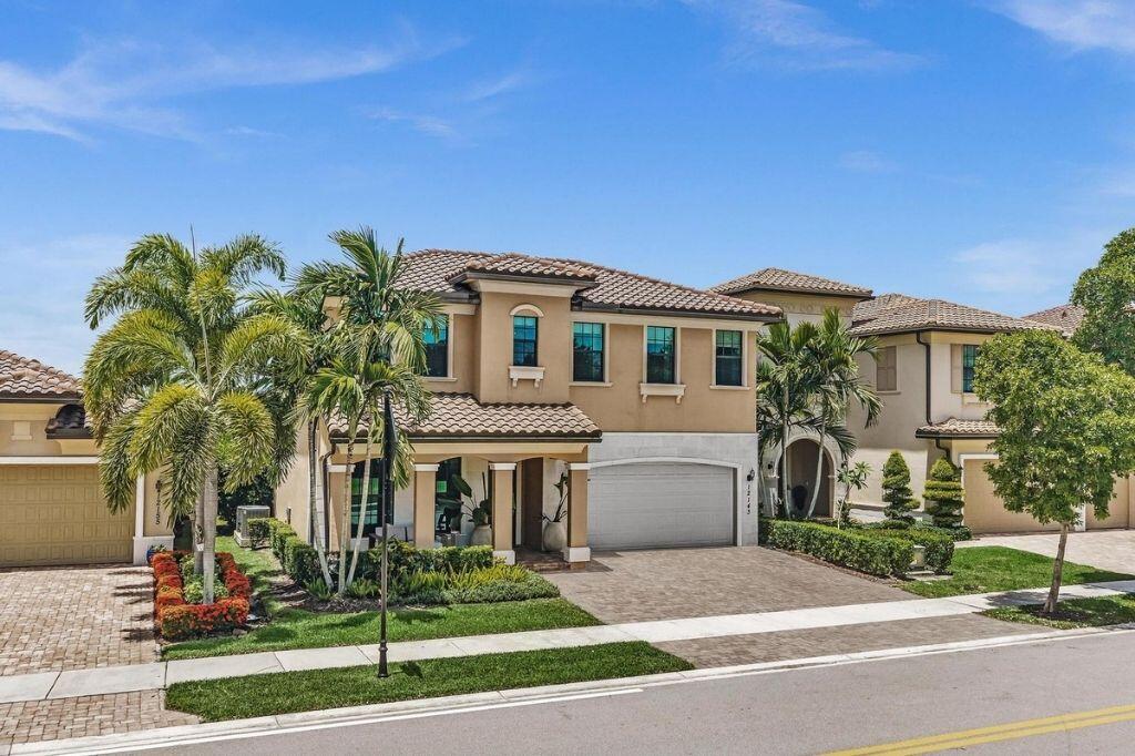 12143 S BAYPOINT Circle