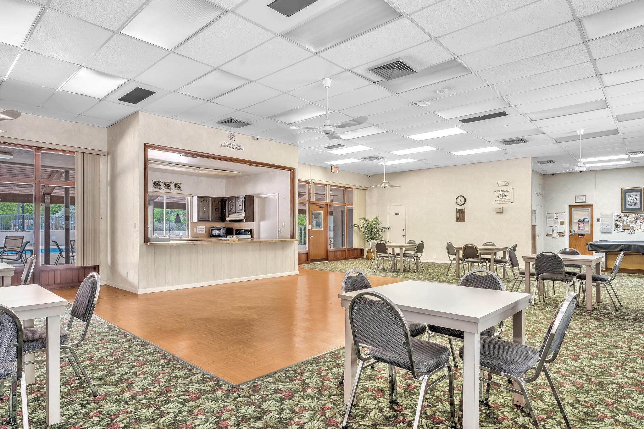 405 N Laurel Drive 206