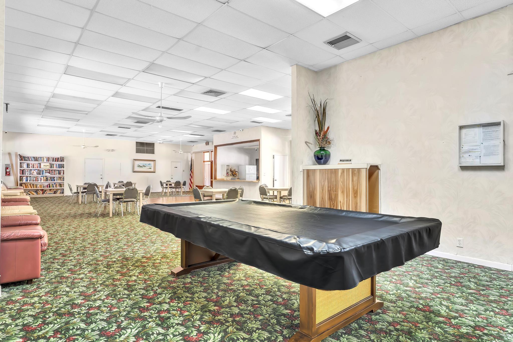 405 N Laurel Drive 206