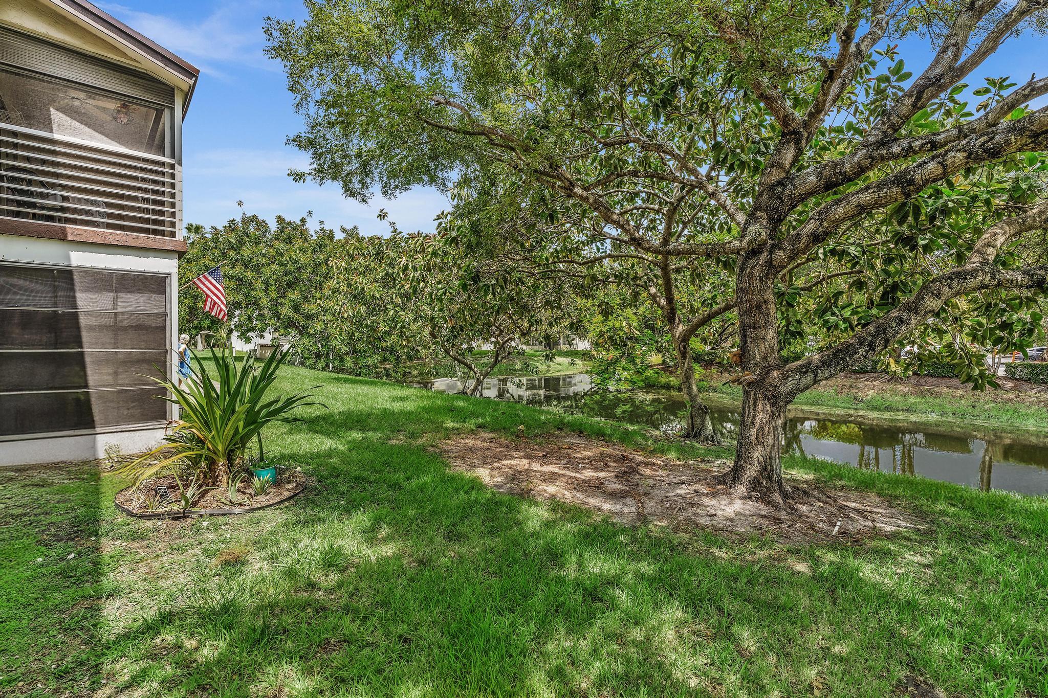 405 N Laurel Drive 206