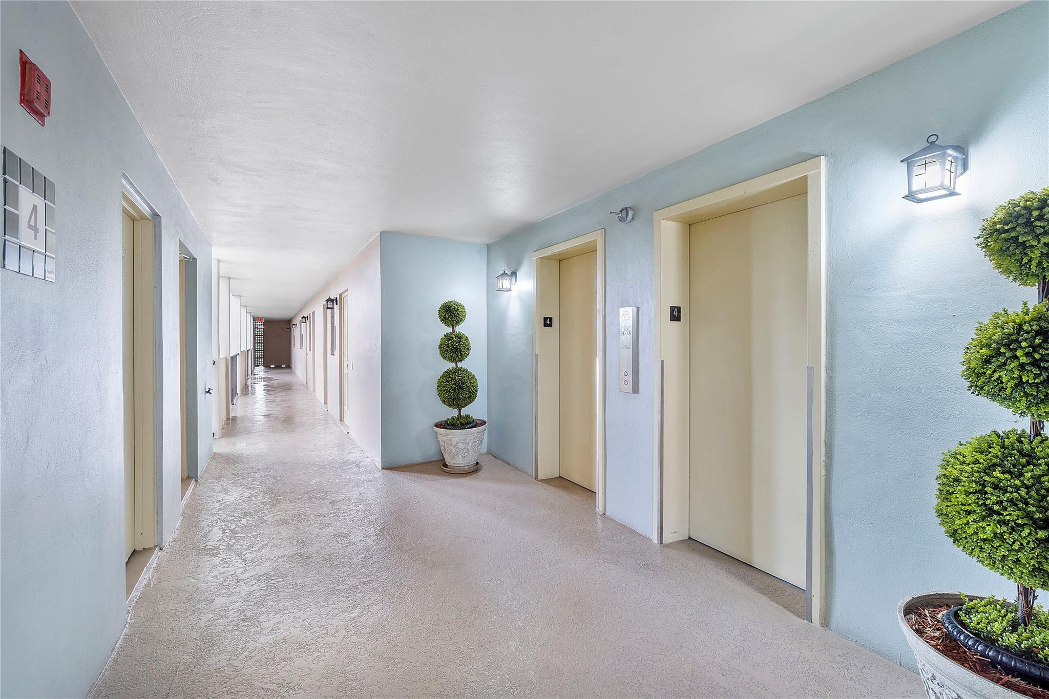 9101 W SAMPLE Road 402