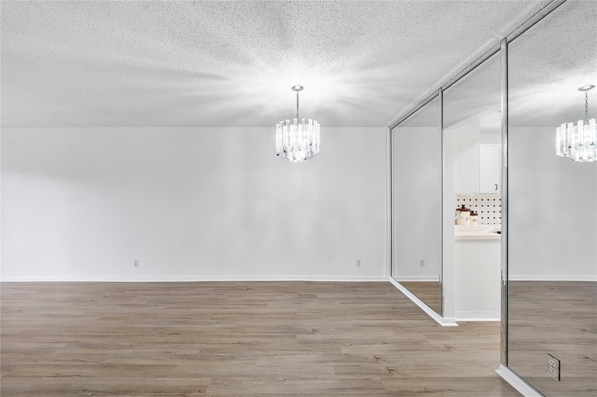 9101 W SAMPLE Road 402