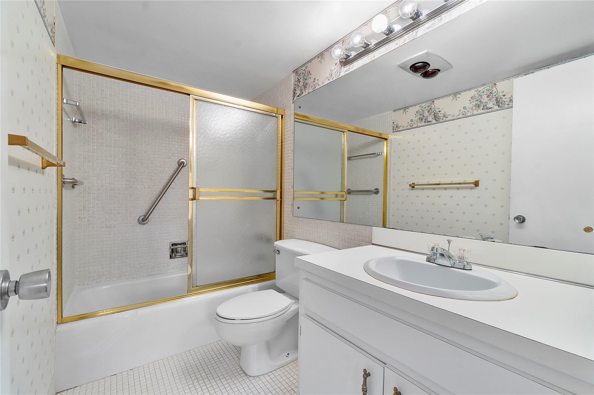 9101 W SAMPLE Road 402