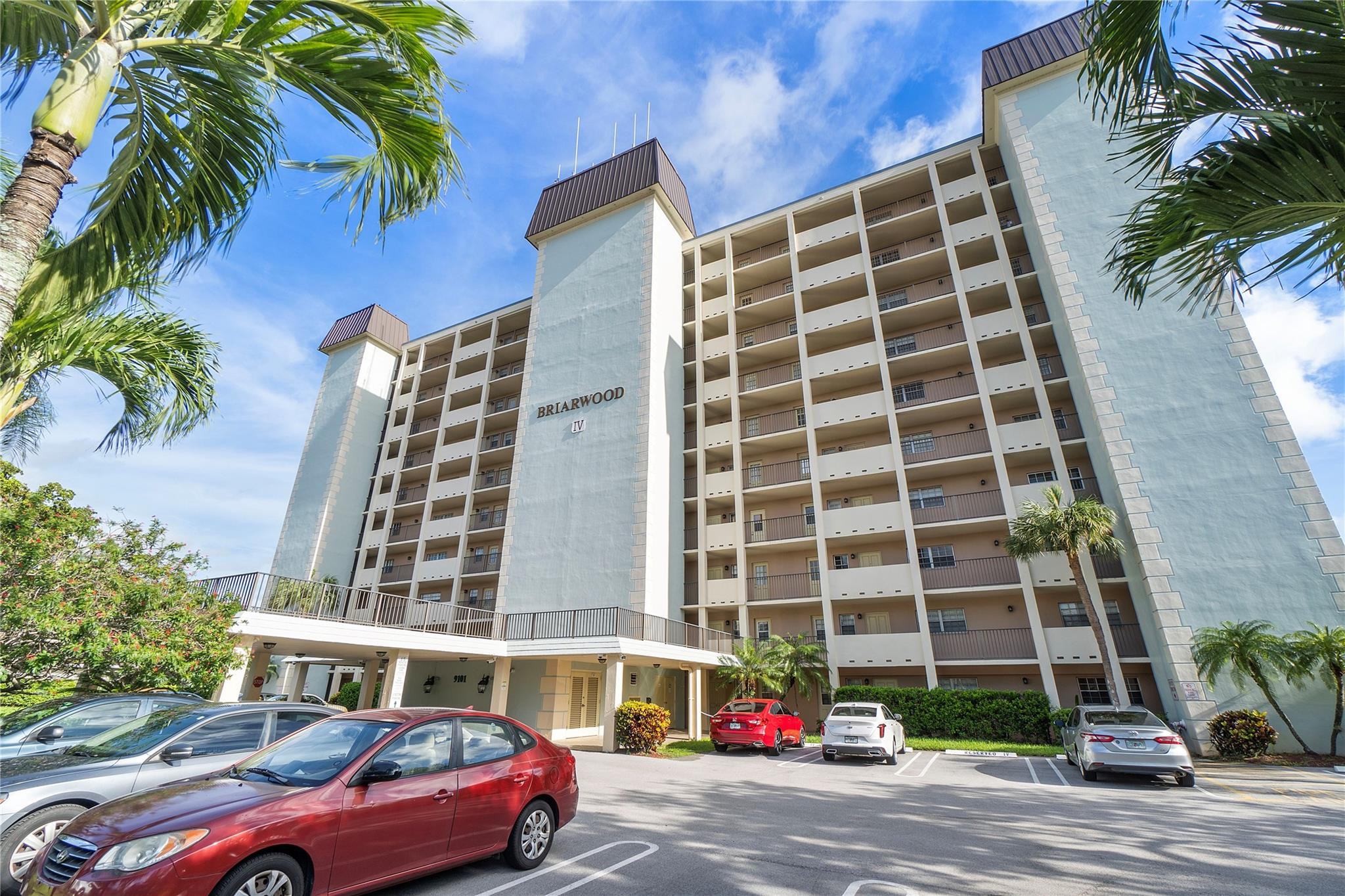 9101 W SAMPLE Road 402