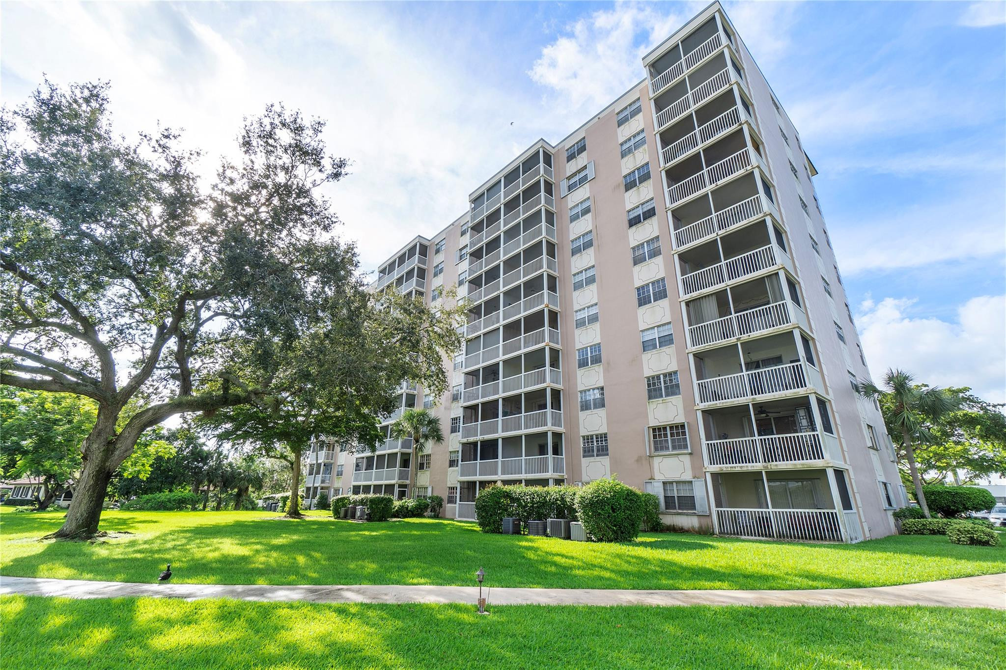 9101 W SAMPLE Road 402