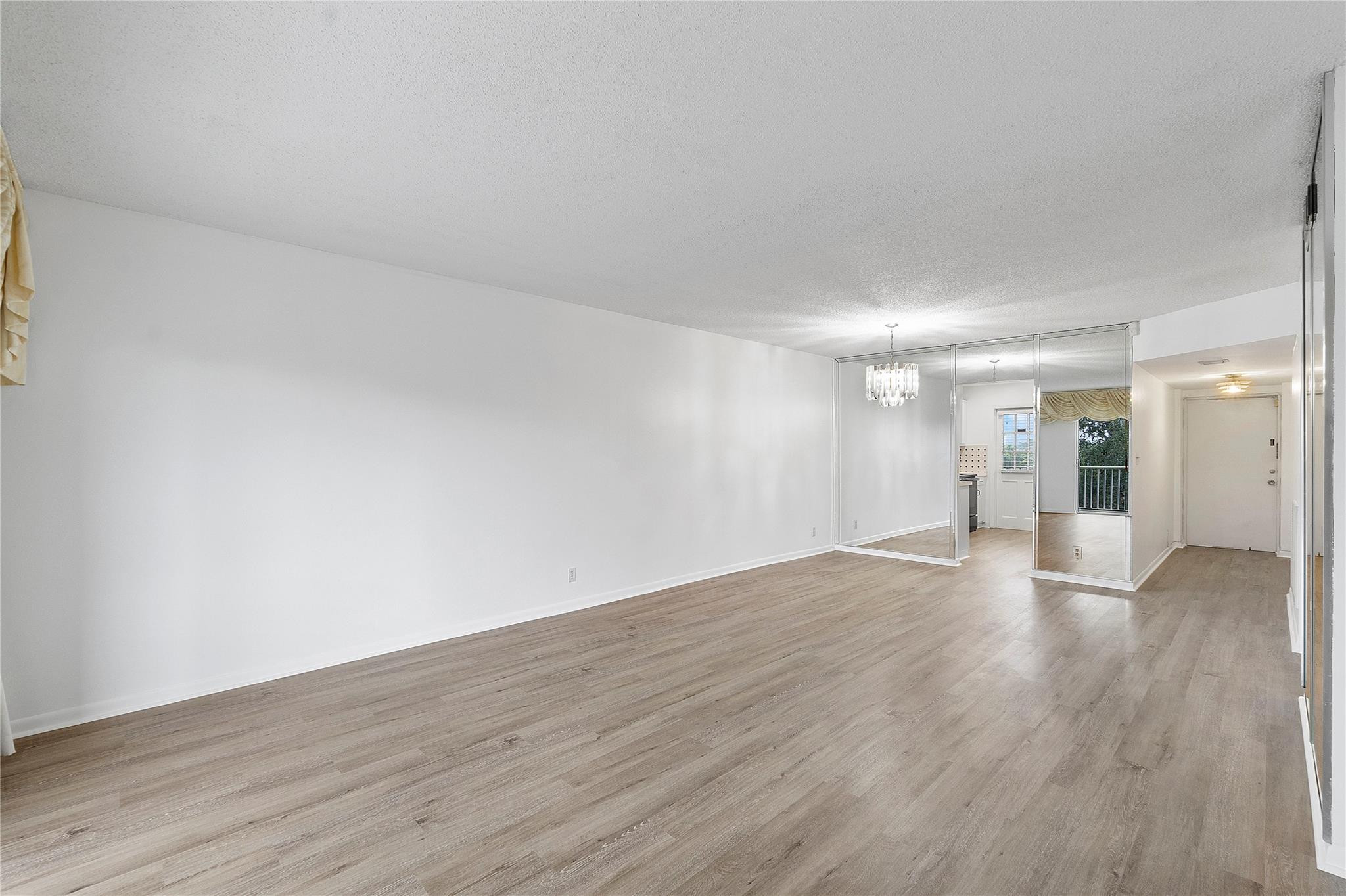 9101 W SAMPLE Road 402
