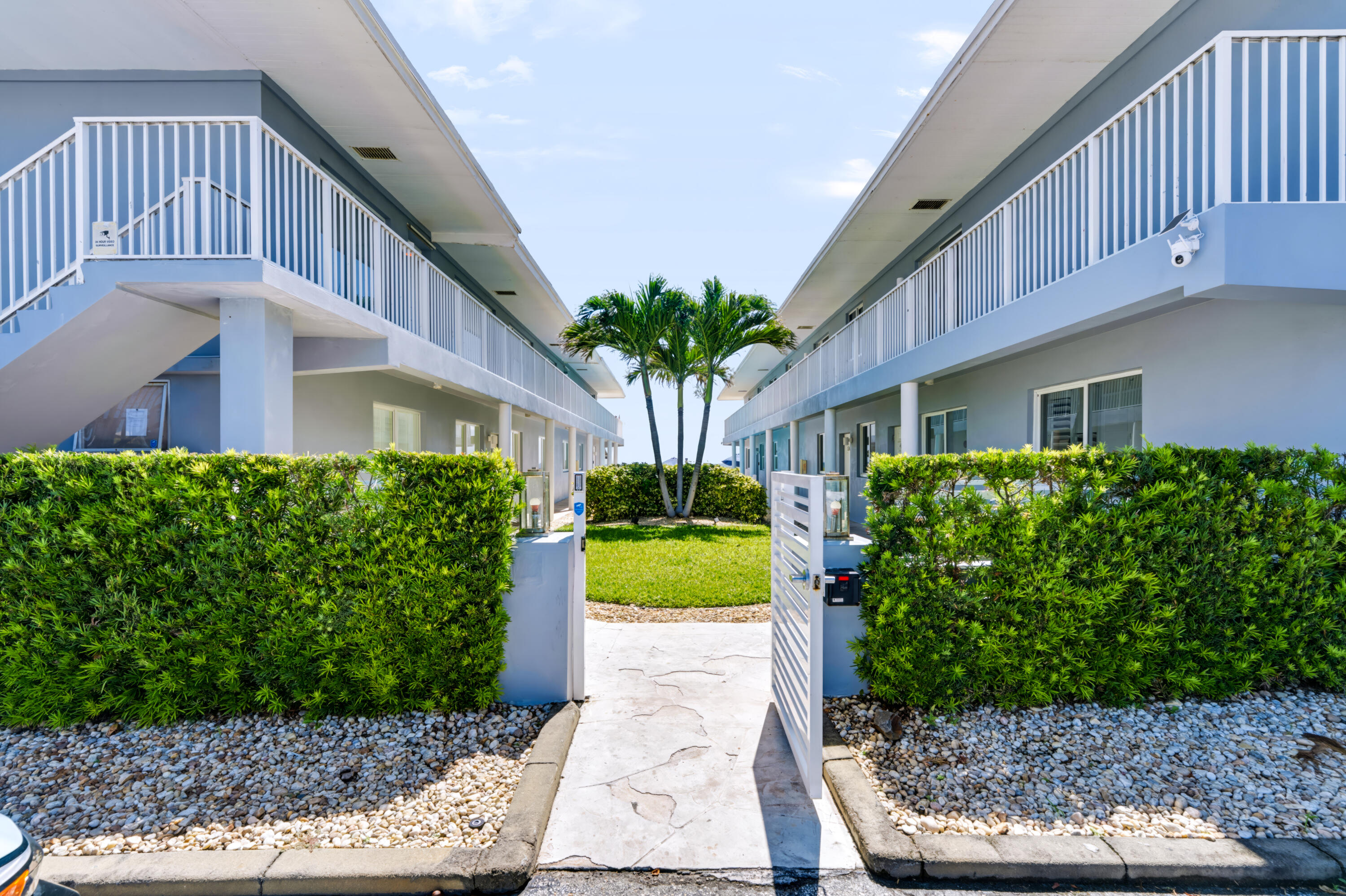 604 N OCEAN Boulevard 1B