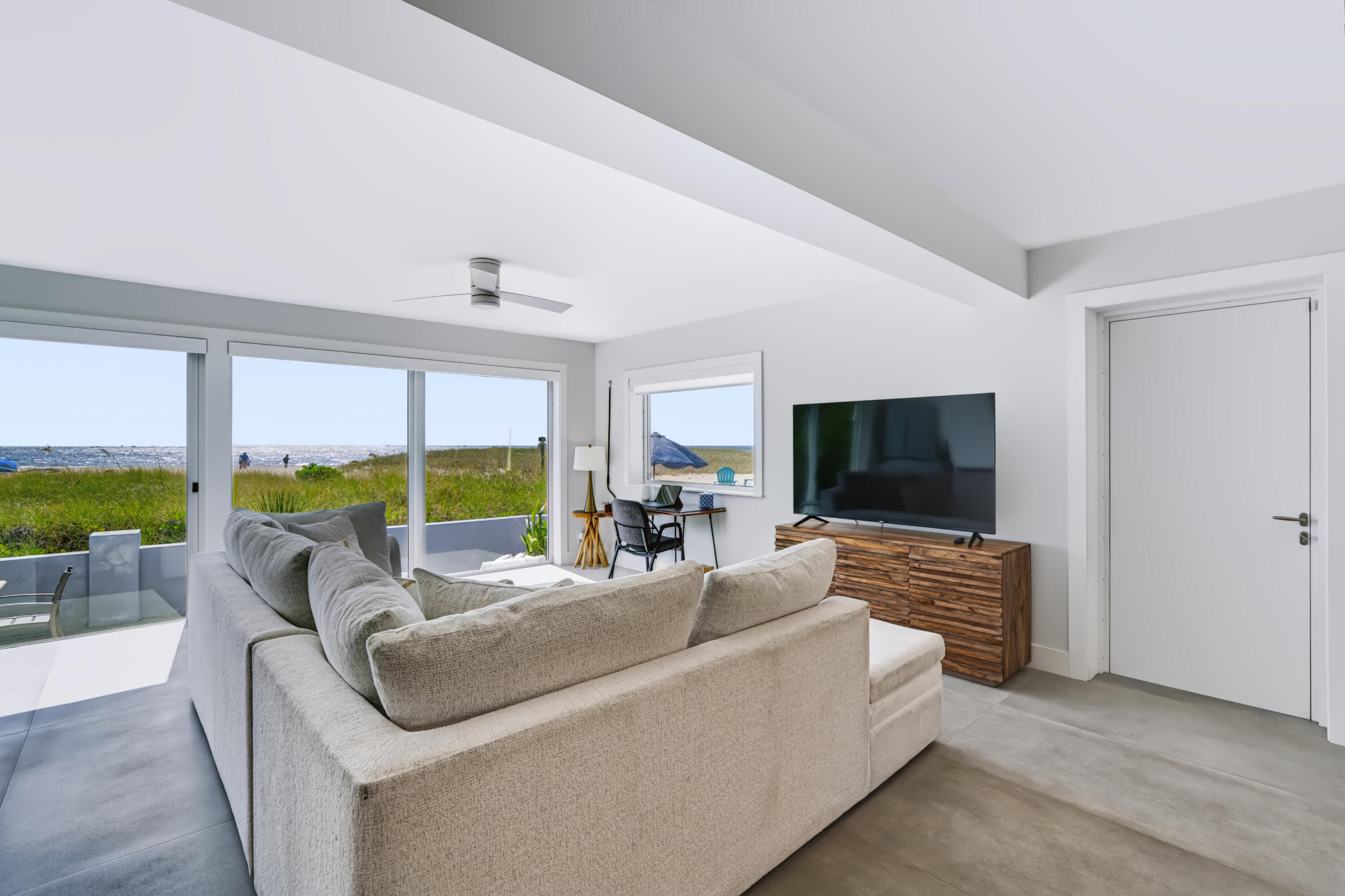 604 N OCEAN Boulevard 1B