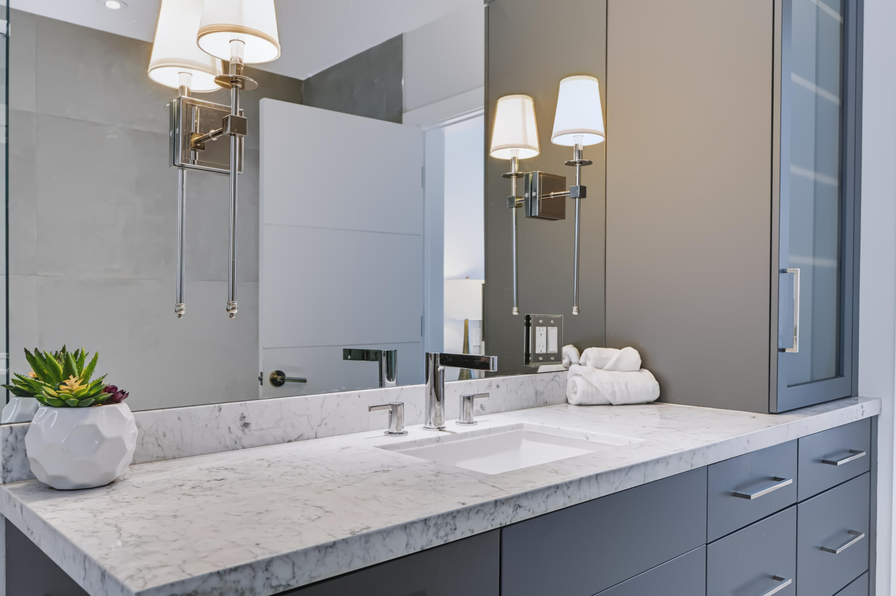 604 N OCEAN Boulevard 1B