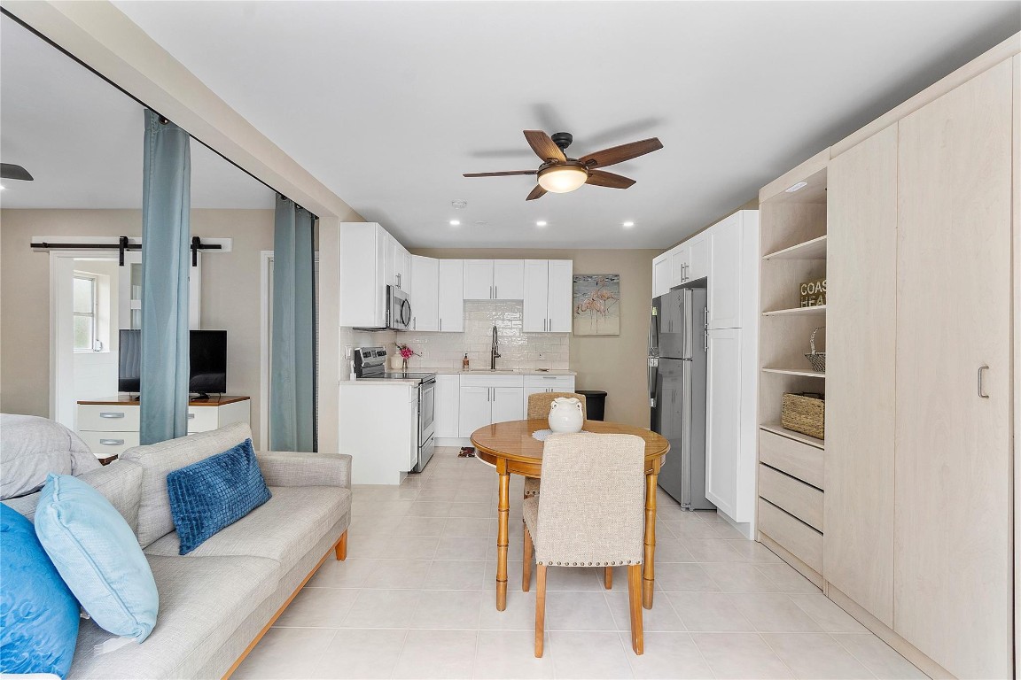 3204 SE 6th Street #3