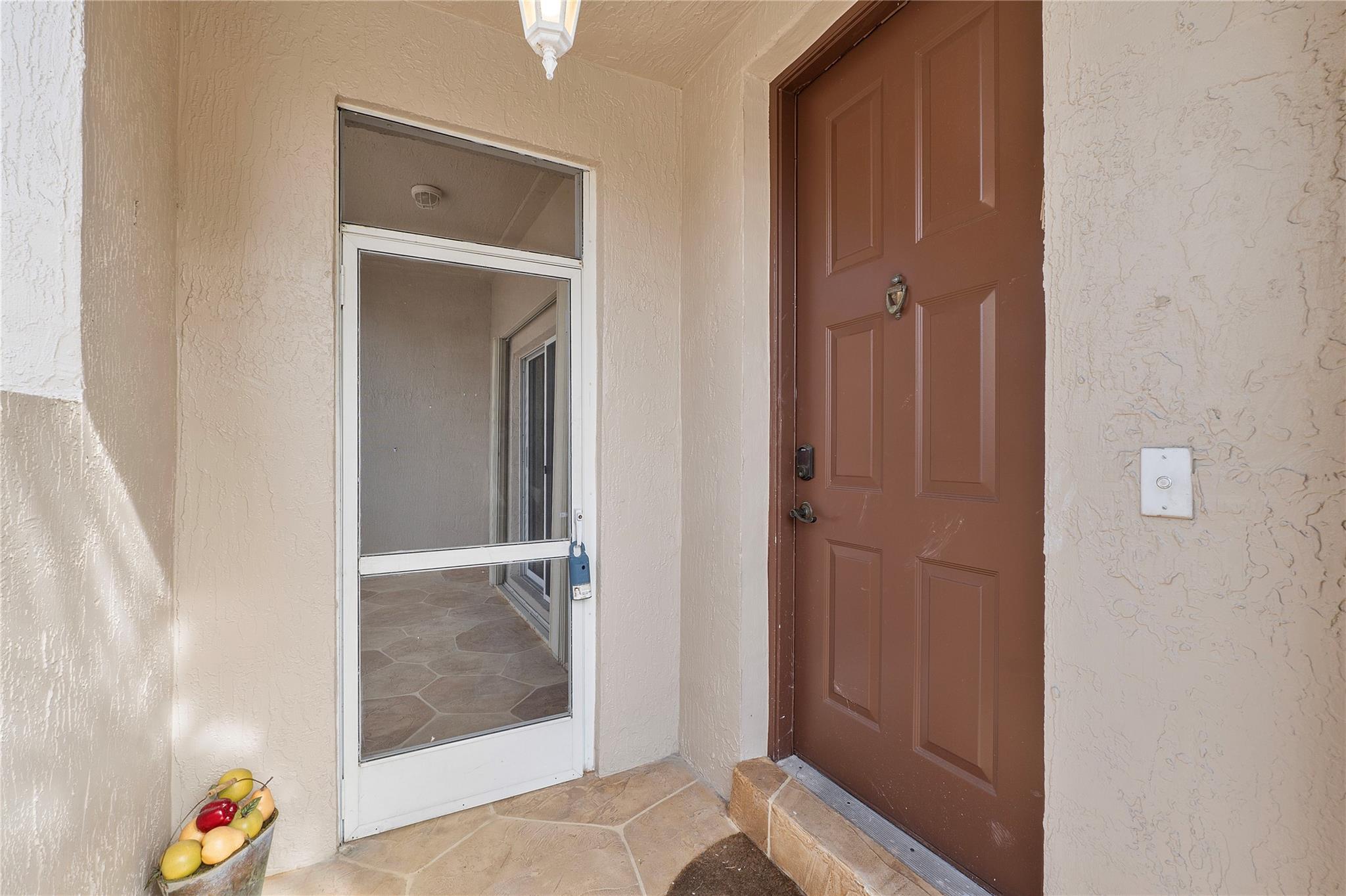 10513 NW 57th Ct