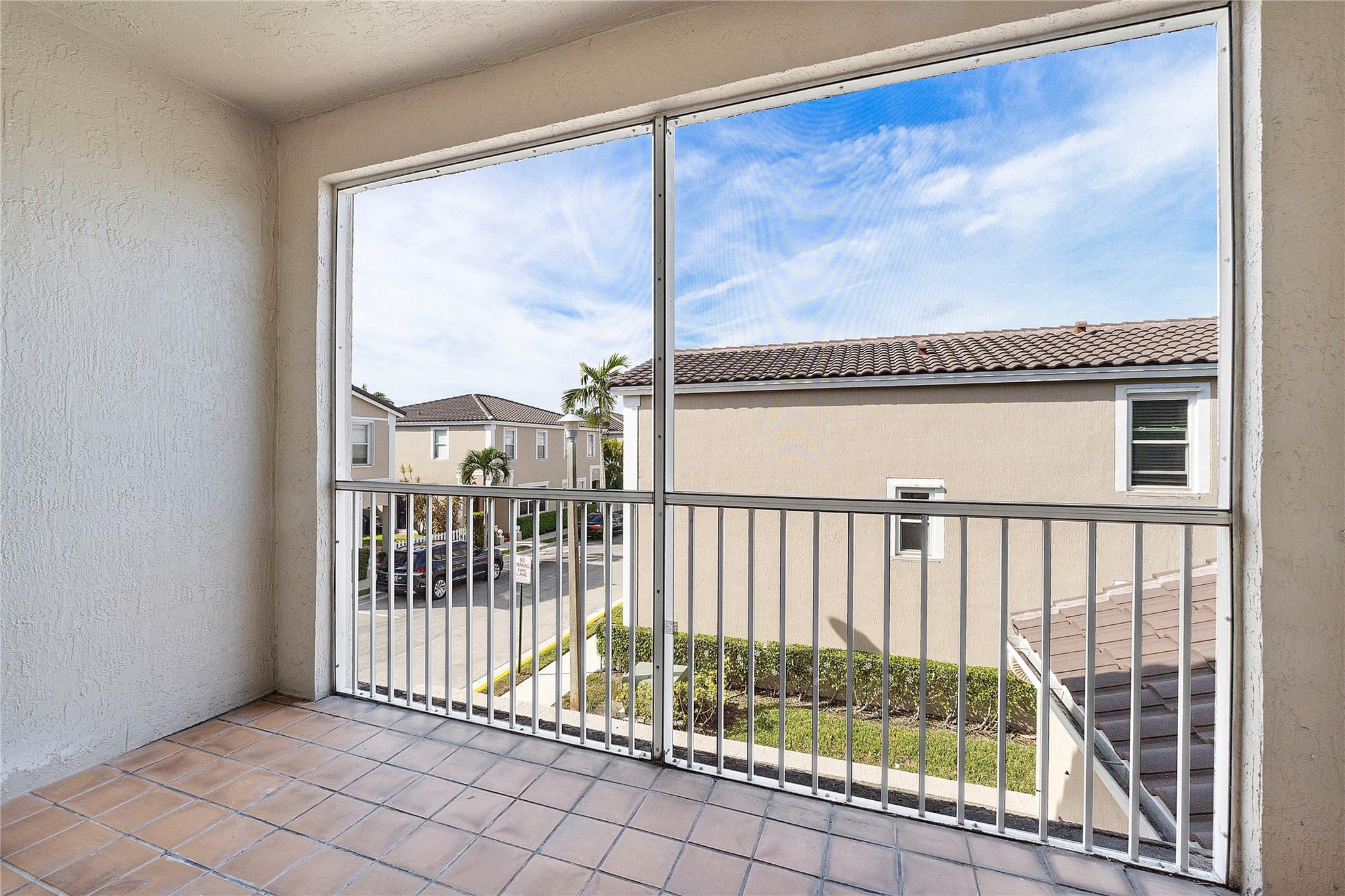 10513 NW 57th Ct