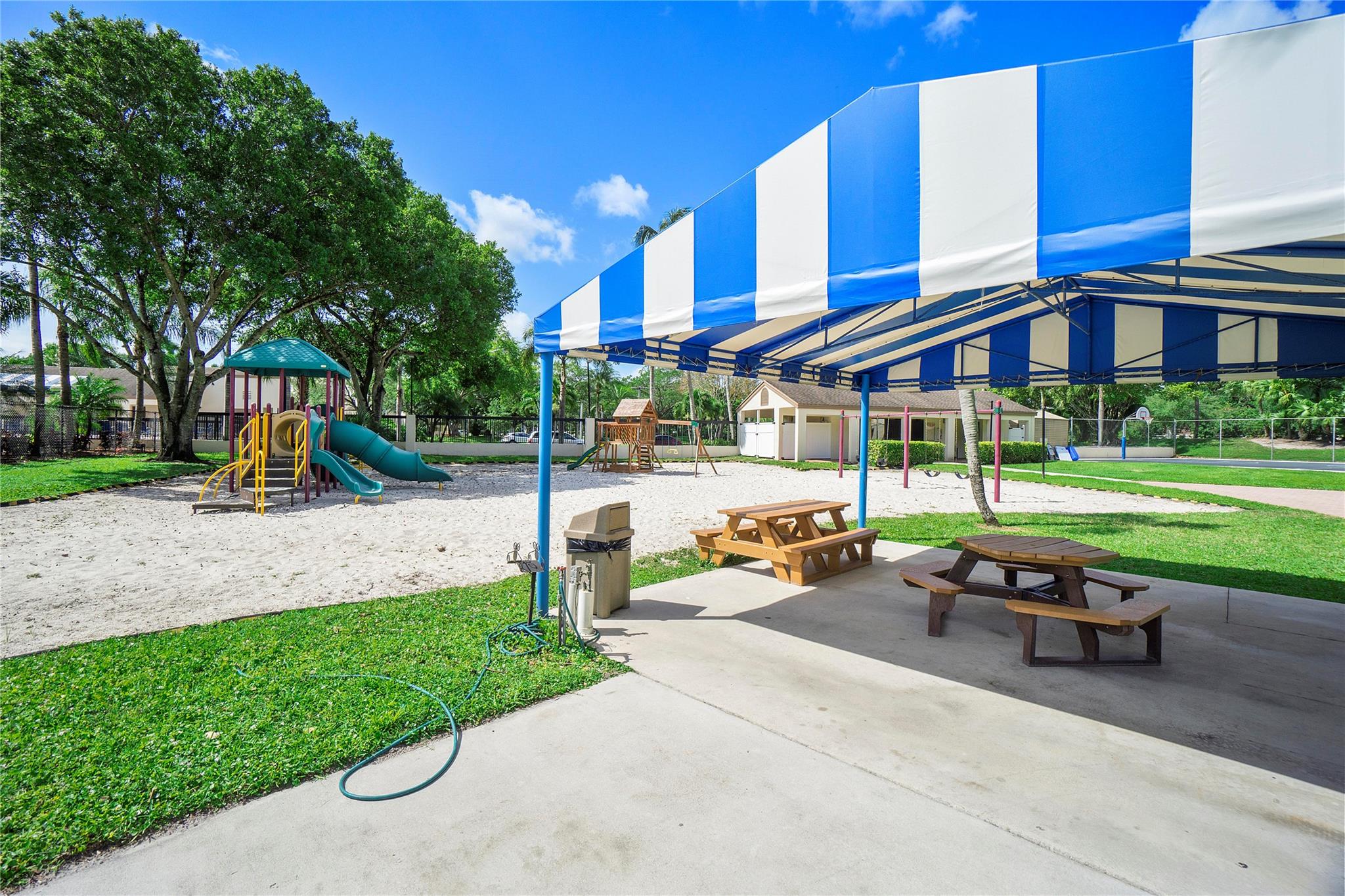 3000 NW 42nd Ave B310