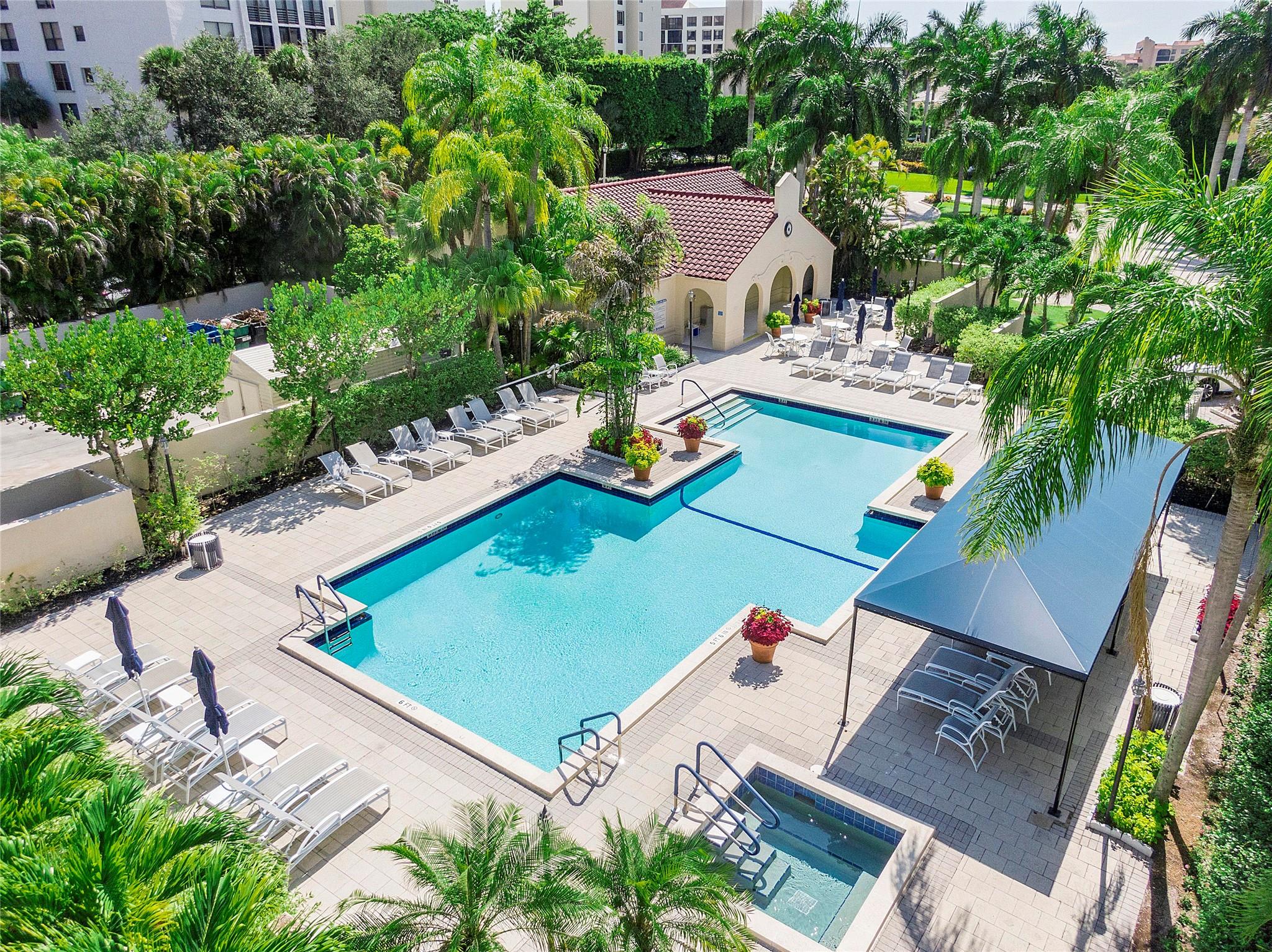7582 Regency Lake Drive 601