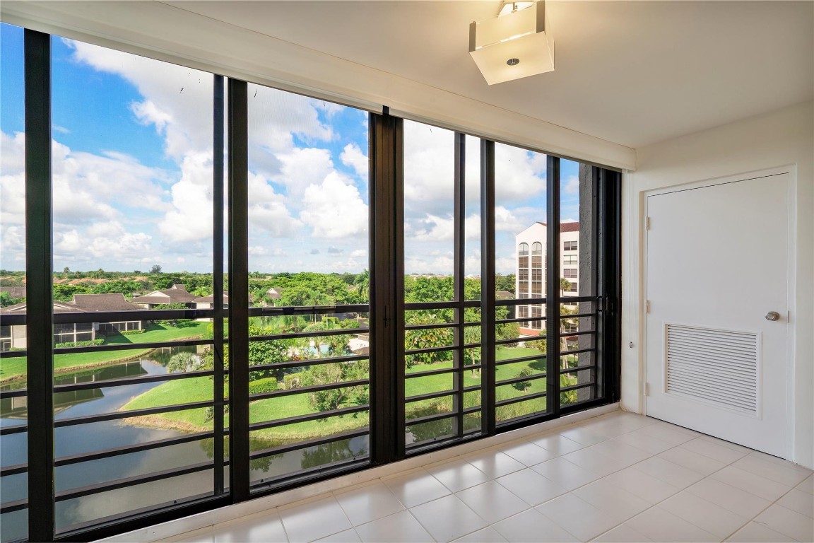 7582 Regency Lake Drive 601