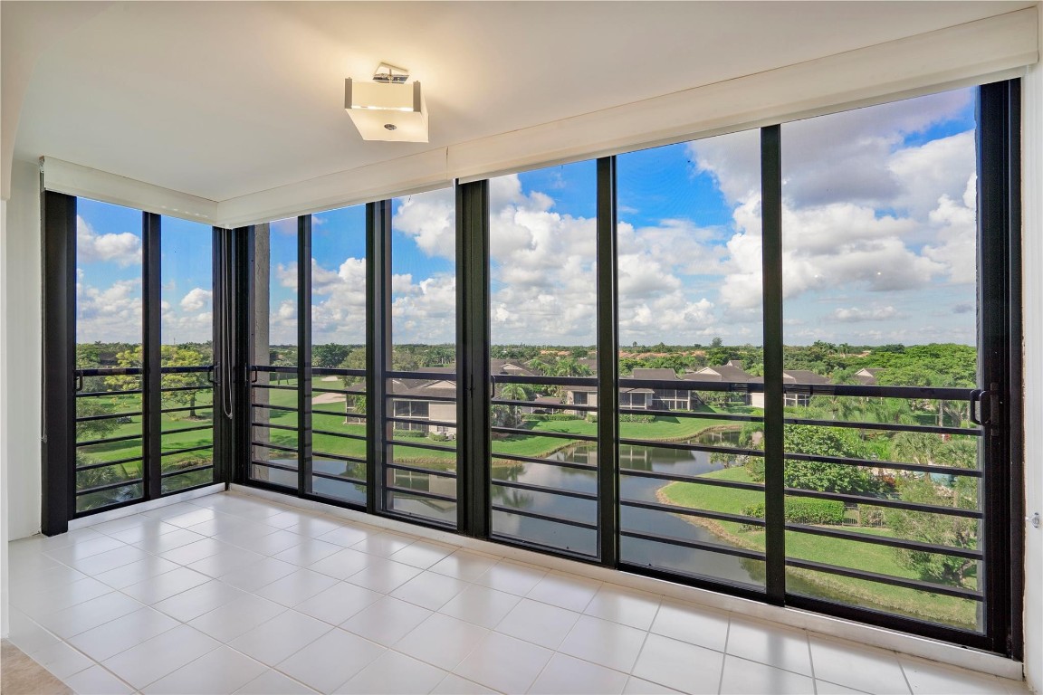 7582 Regency Lake Drive 601