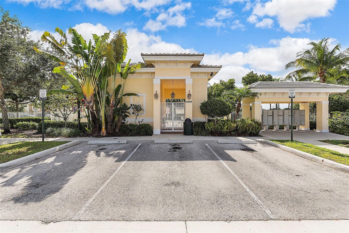 7774 Paddock Pl 7774