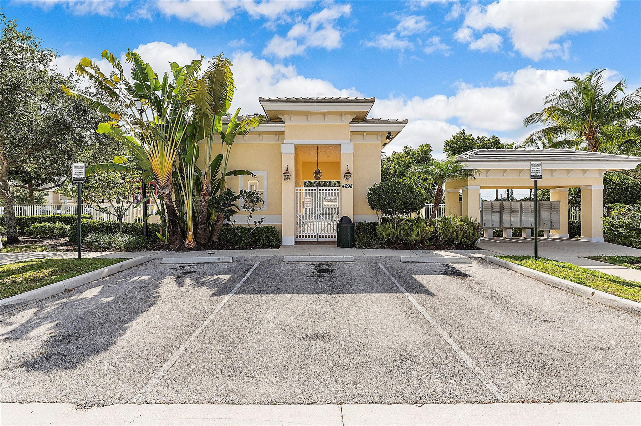 7774 Paddock Pl 7774