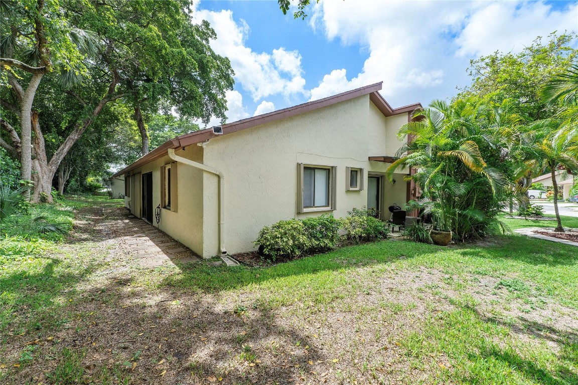 1768 Maplewood Circle