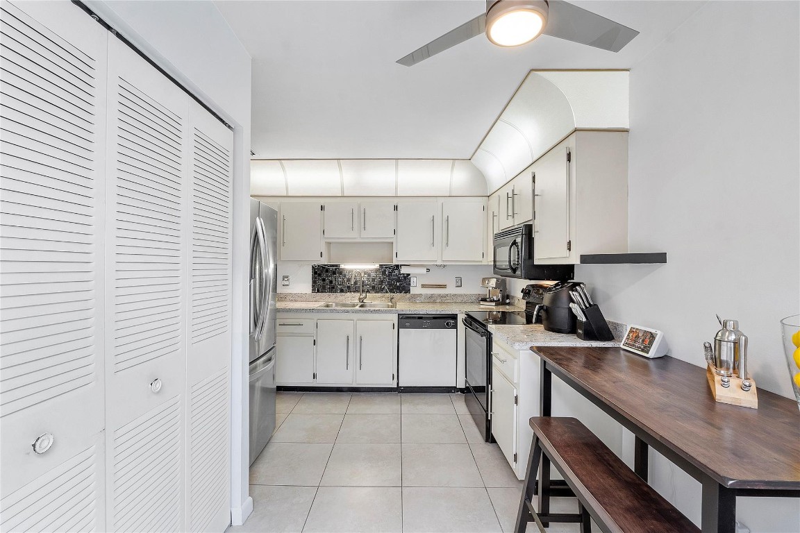 1768 Maplewood Circle