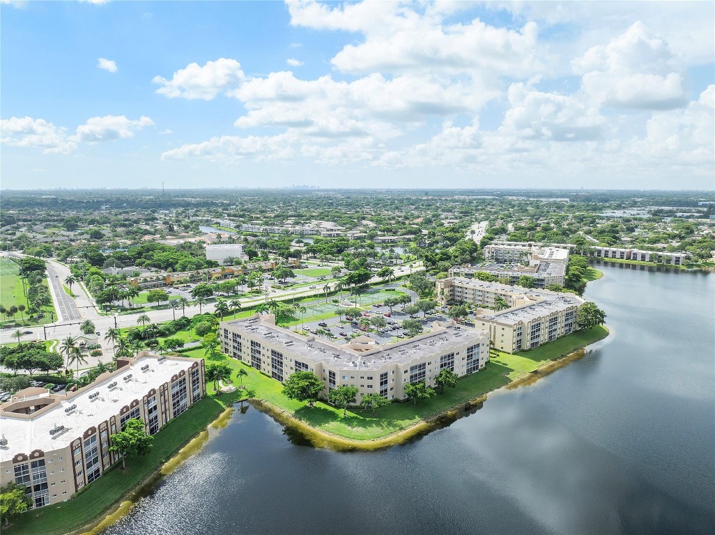 7647 Southampton Ter 407