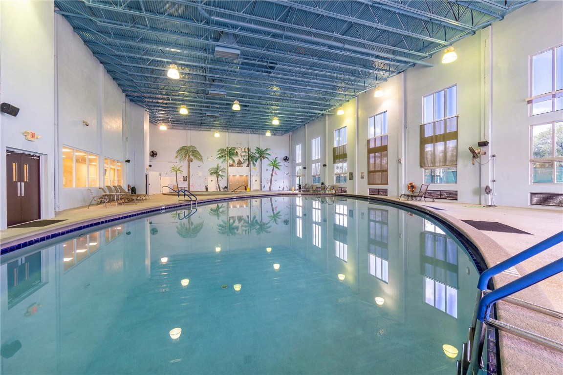 7647 Southampton Ter 407