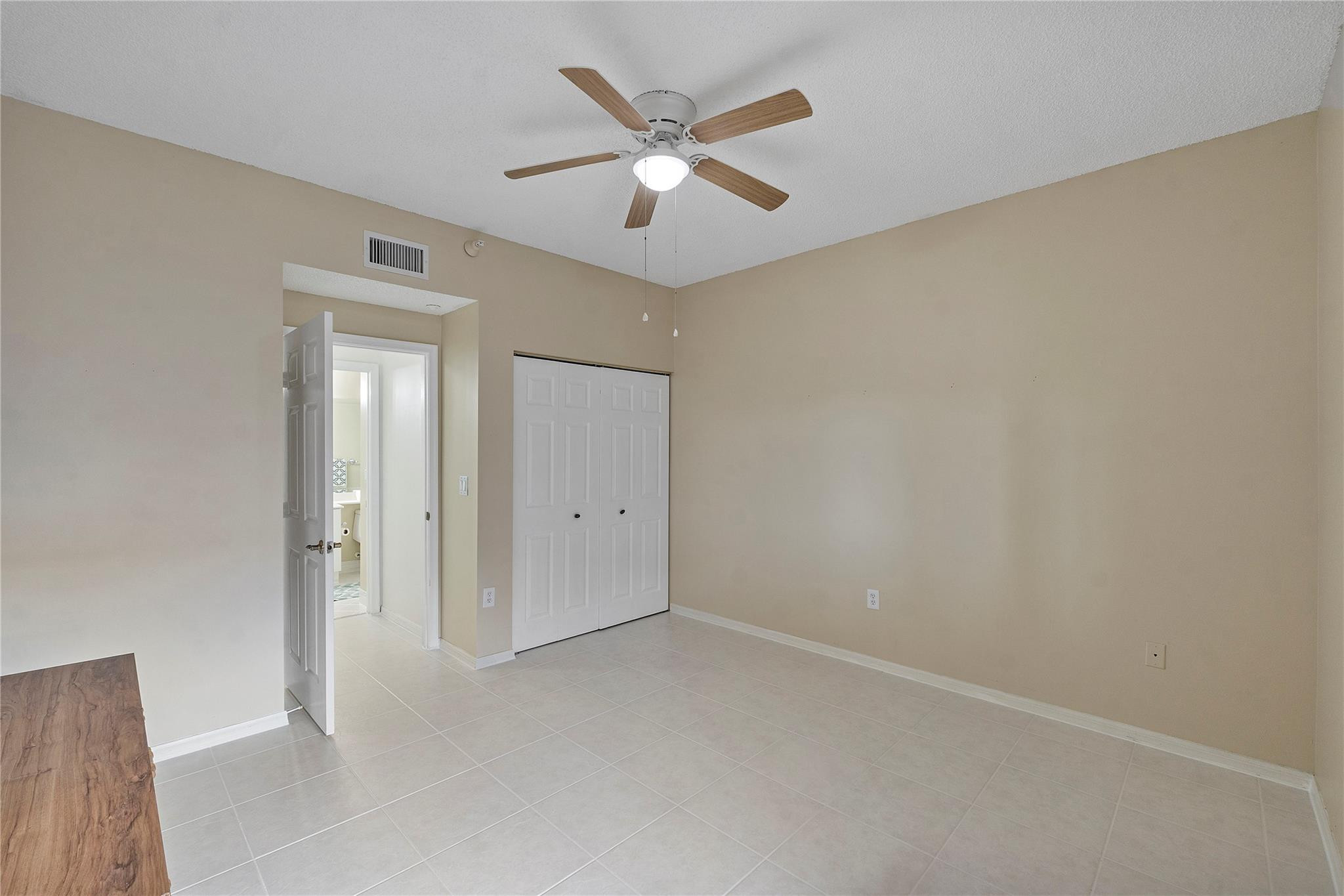 7647 Southampton Ter 407