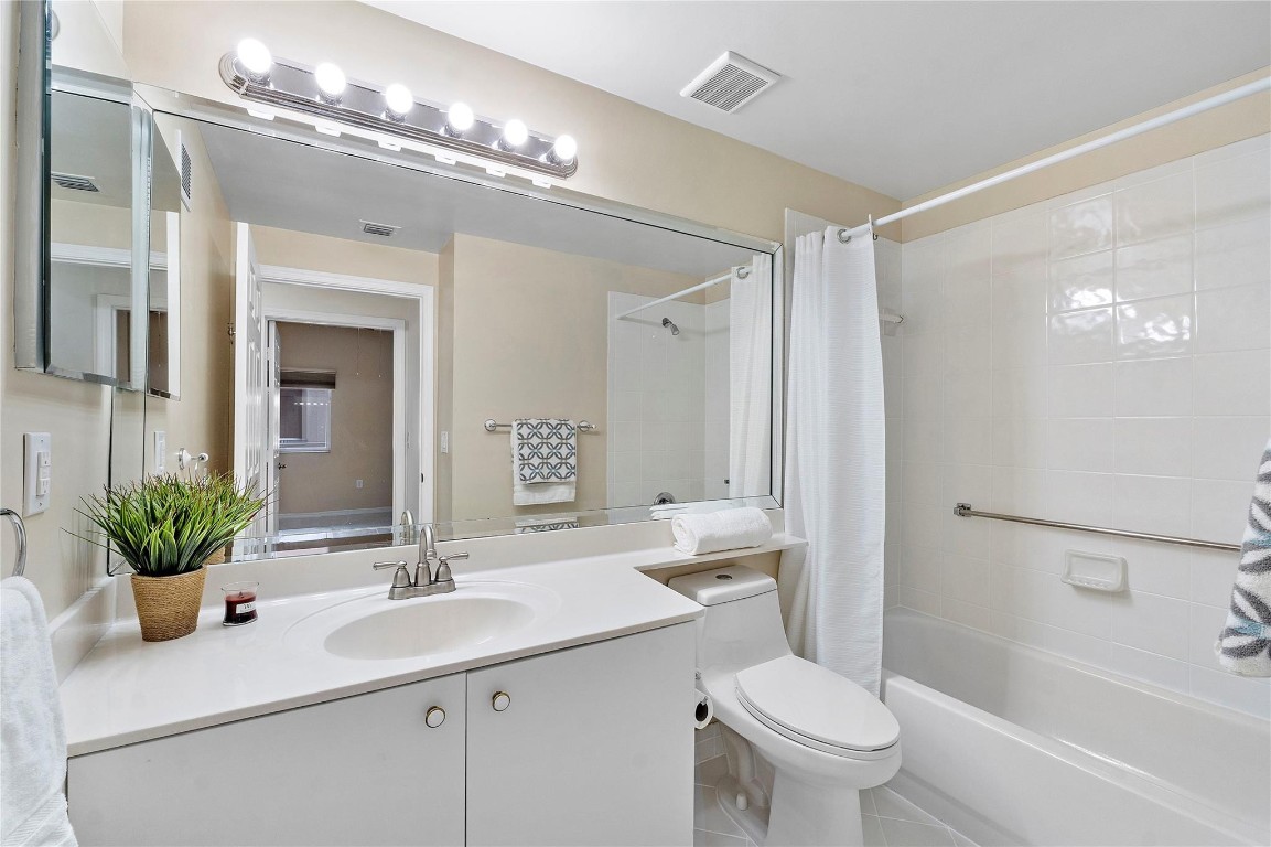 7647 Southampton Ter 407