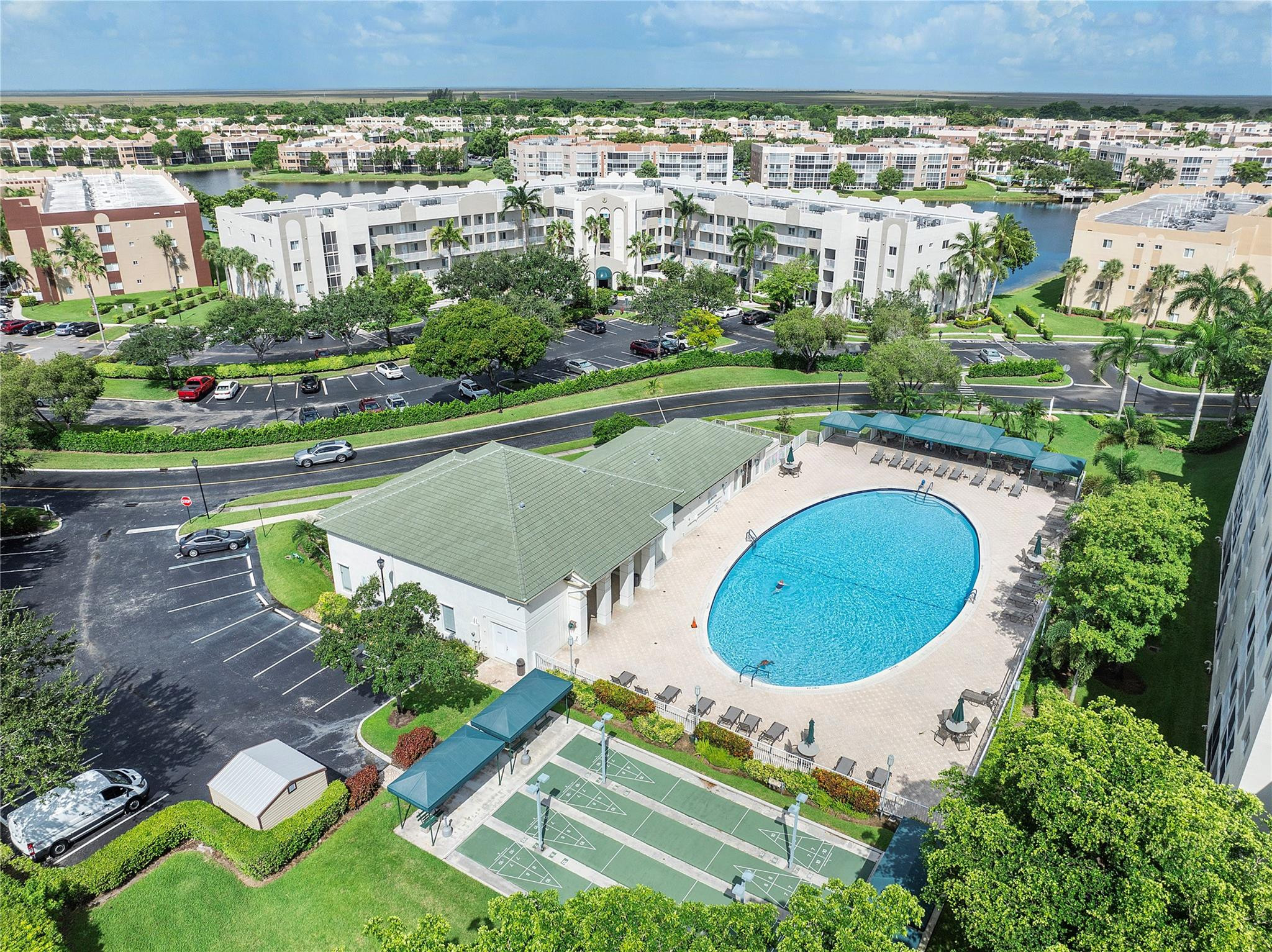 7647 Southampton Ter 407