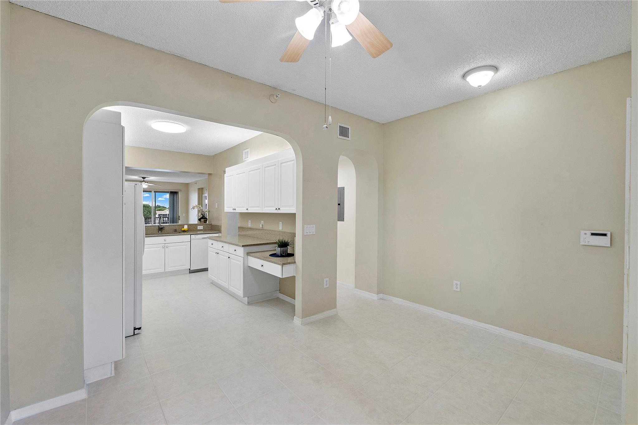 7647 Southampton Ter 407