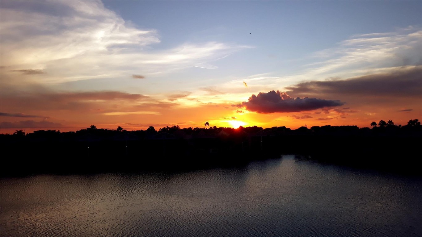 7647 Southampton Ter 407