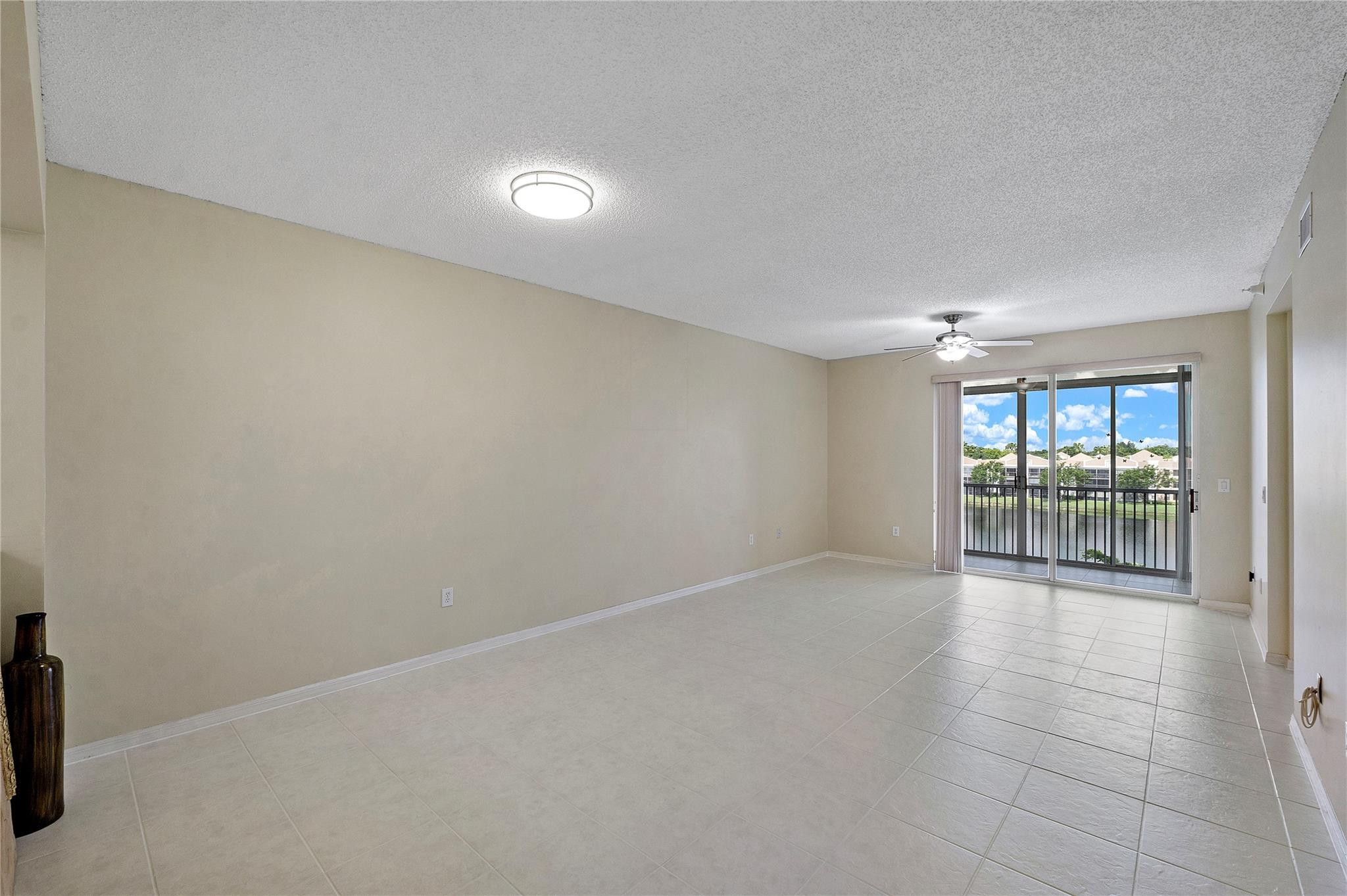 7647 Southampton Ter 407