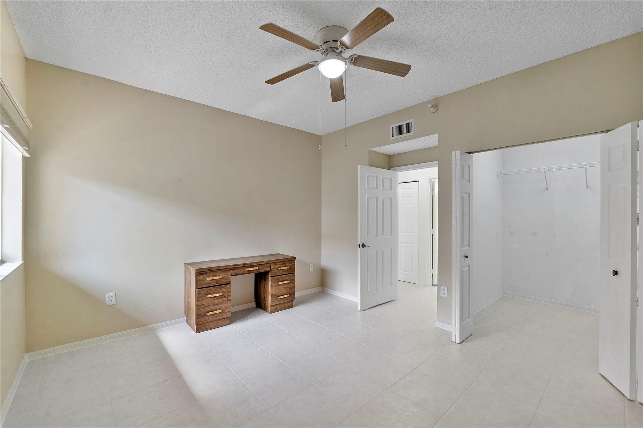 7647 Southampton Ter 407